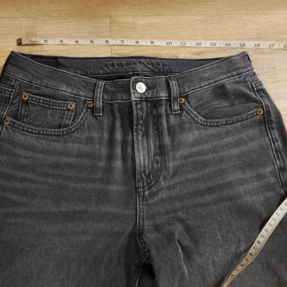 American Eagle Rocker Black Bootcut Distressed Jeans Women's Size 8 NWOT